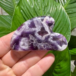 Chevron ametyst gua-sha