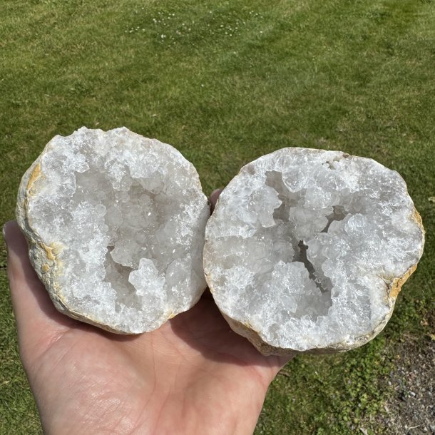 Hvid Kvarts geode