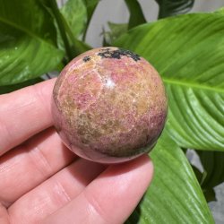 Rhodonit kugle 41mm