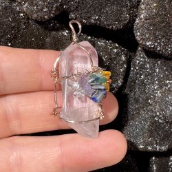 Bjergkrystal vedhng m. livets tr