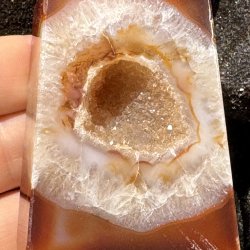 Karneol druzy trn 88mm