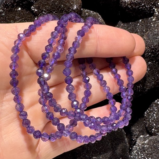 Ametyst armbnd diamant slebet