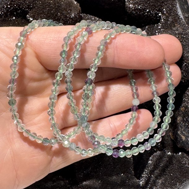 Fluorit armbnd diamant slebet