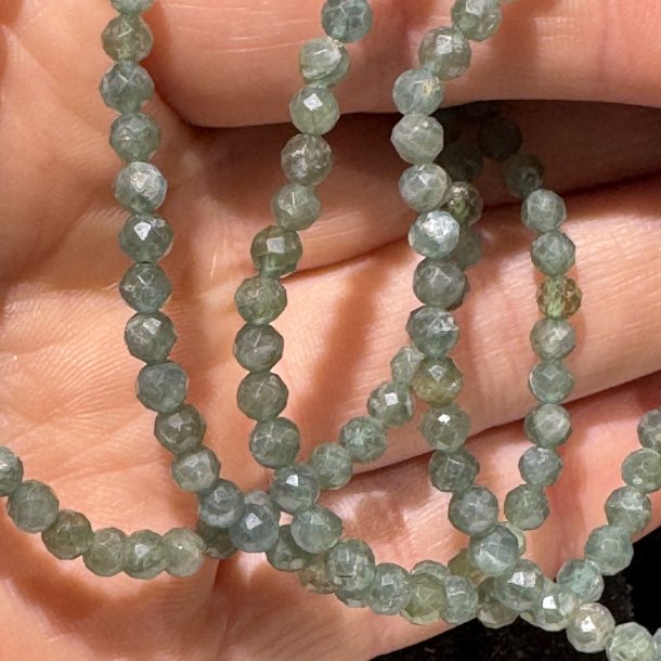 Apatit grn armbnd diamant slebet