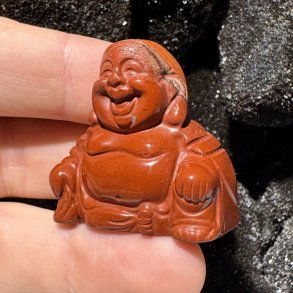 R�d jaspis buddha