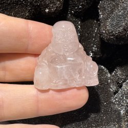Rosenkvarts buddha