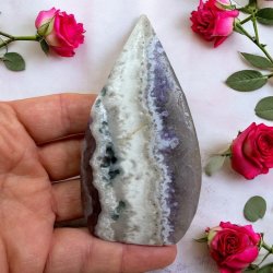 Bl� stribet calcit freeform