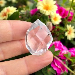 Bjergkrystal facetslebet t�rn 33mm