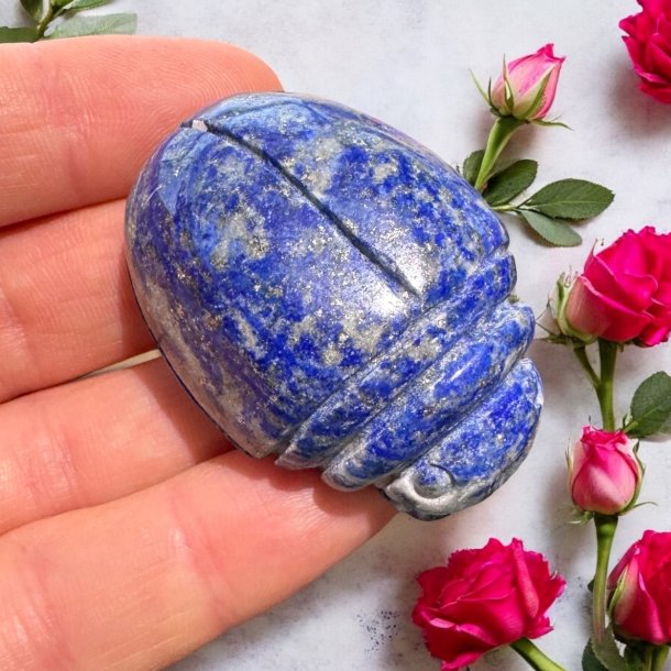 Lapis lazuli scarab