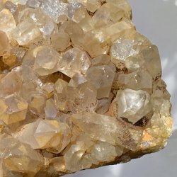 Golden healer / limonit klynge