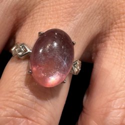 Fingerring med mica krystal