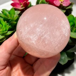 Rosenkvarts kugle 68mm