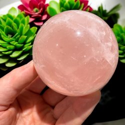 Rosenkvarts kugle 68mm