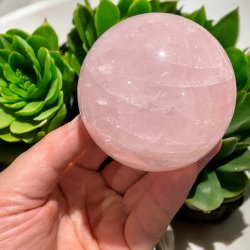 Rosenkvarts kugle 69mm
