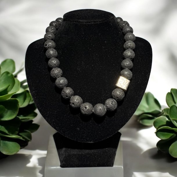 Lava halskde med med slvperle