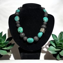 Lava halskde med turkis og slvperle