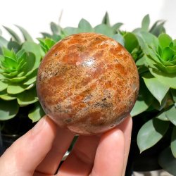 Solsten kugle med apatit