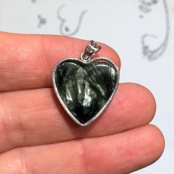 Serafinit hjerte vedhng