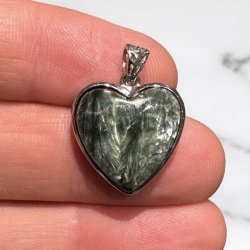 Serafinit hjerte vedhng