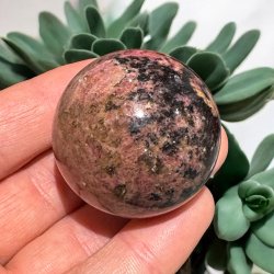 Rhodonit kugle 41mm