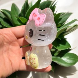 Selenit figur i labubu style