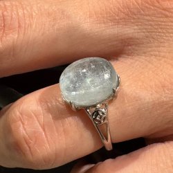 Morganit forslvet fingerring