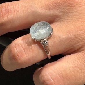 Morganit forslvet fingerring