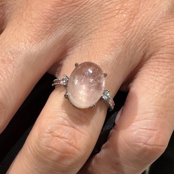 Morganit forslvet fingerring