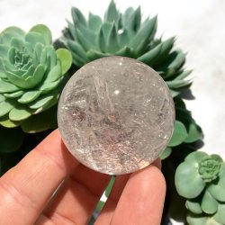 Bjergkrystal kugle 47mm