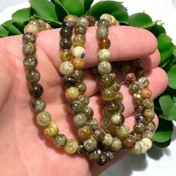 Grn granat armbnd 6mm