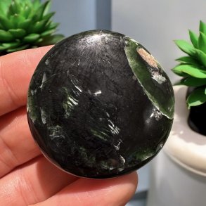 Nephrite jade flad jumbo