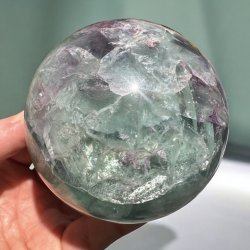 Regnbue fluorit kugle