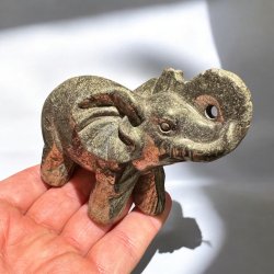 Pyrit elefant