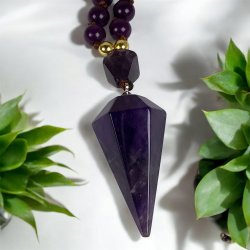 Ametyst og purple mica halsk�der