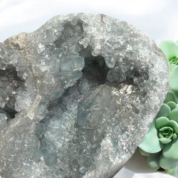 Celestit klynge hjerte