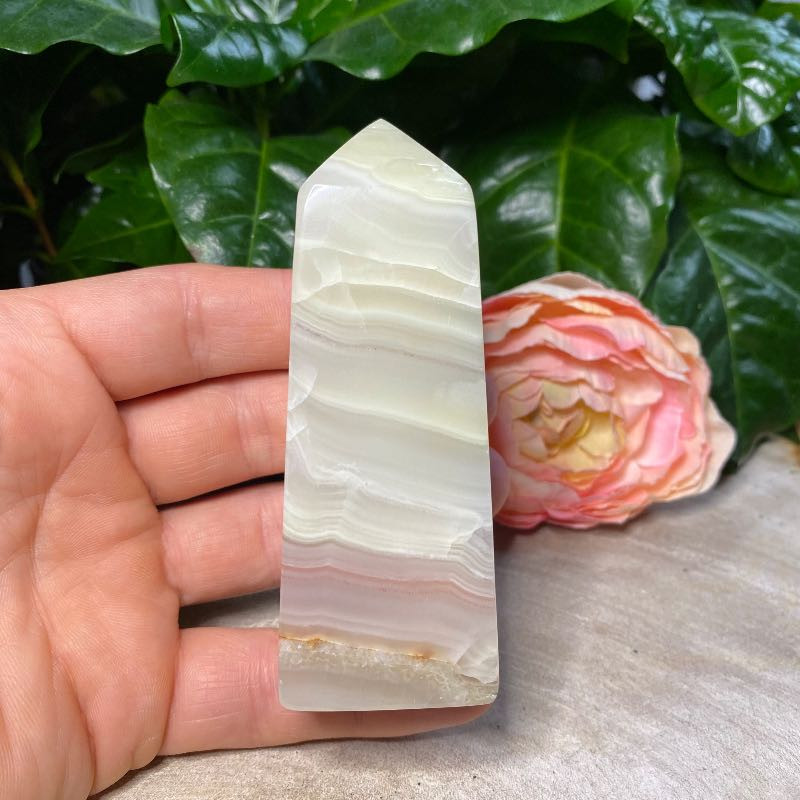 Stribet onyx obelisk