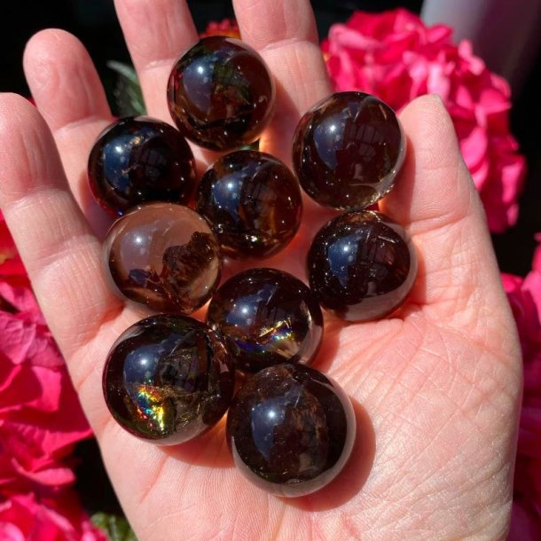 Rgkvarts kugle m.regnbue ca 18mm