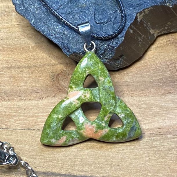 Keltisk knude vedhng unakit