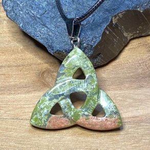 Keltisk knude vedhng unakit