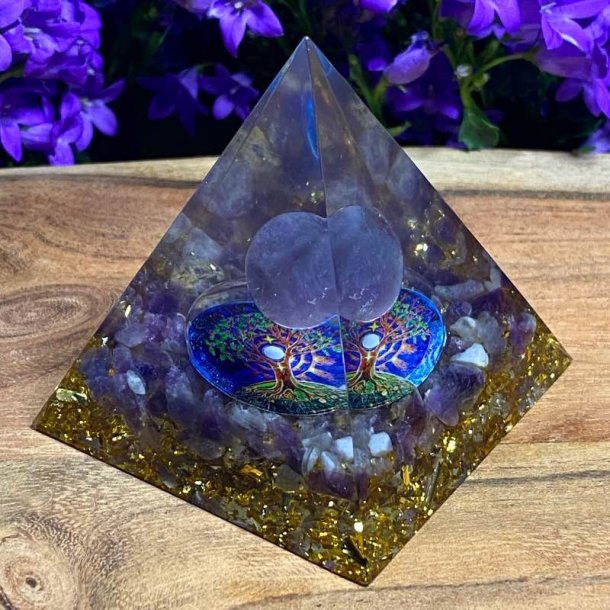 Orgone pyramide livets tr