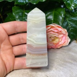 Stribet onyx obelisk
