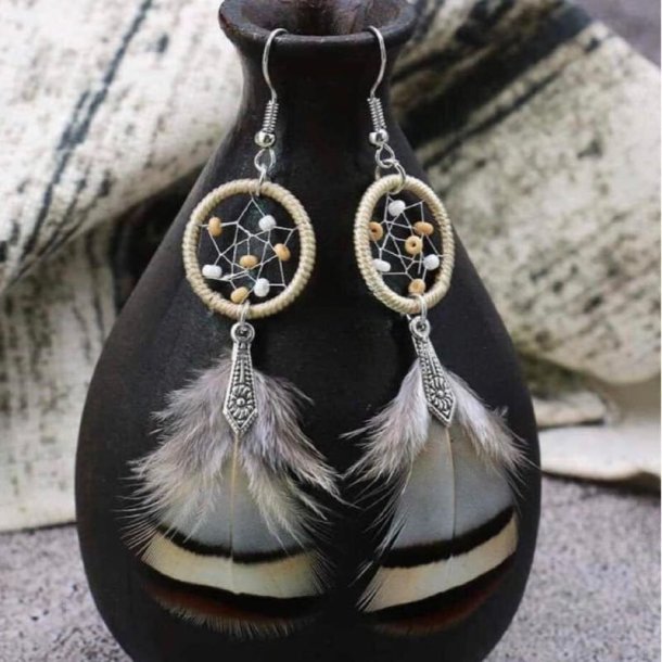 Bohemian fjer �reringe