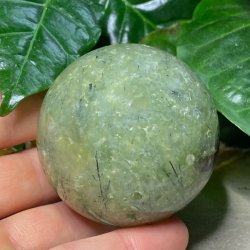 Prehnit kugle 61mm