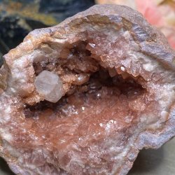 Pink ametyst geode