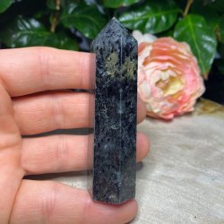 Kvarts t�rn med goetit 86mm