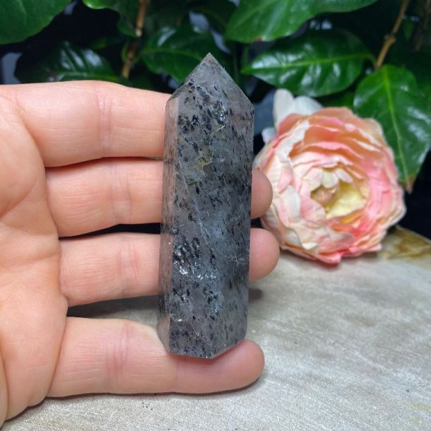 Kvarts t�rn med goetit 82mm