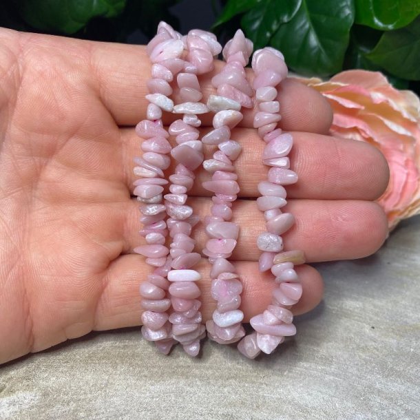 Pink opal split armbnd