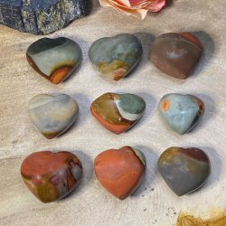 Polychrome jaspis hjerter