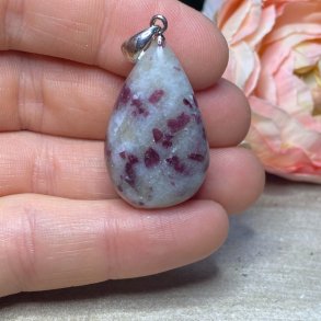 pink turmalin drbe vedhng