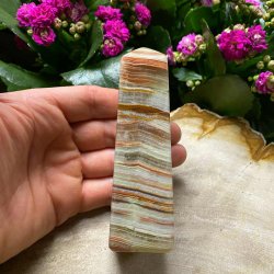 Stribet onyx obelisk